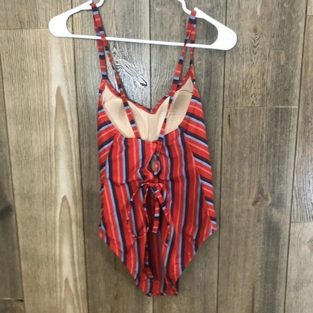 KONA Sol Lace-Up Back one piece swimsuit Sz small - Picture 2 of 5